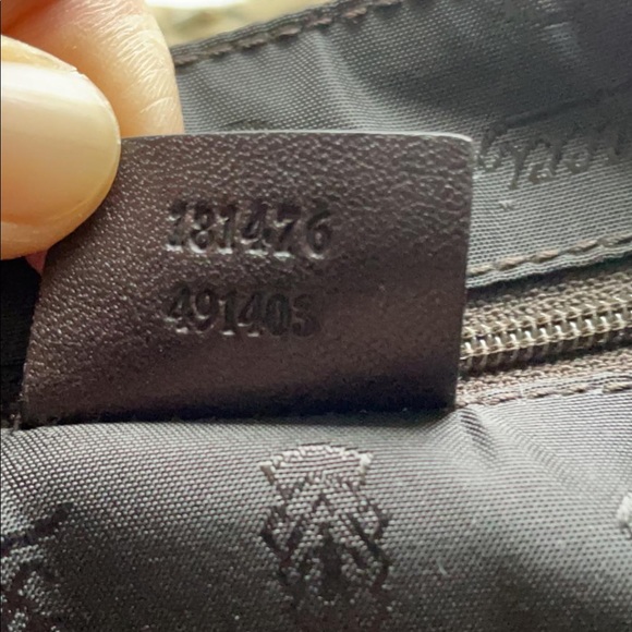 SOLD Gucci GG Guccissima Bow Purse - Picture 8 of 8